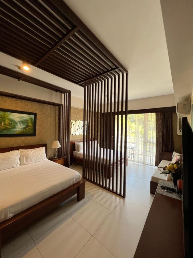 Bonel Condo At Pico De Loro Cutad Exterior photo